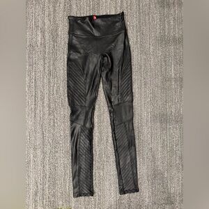 SPANX moto leggings size XS